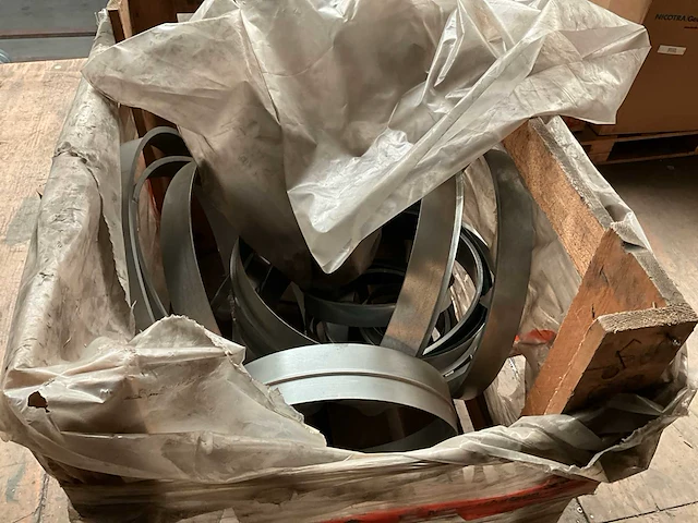 Partij afzuigbuis en koppelstukken - afbeelding 14 van  17