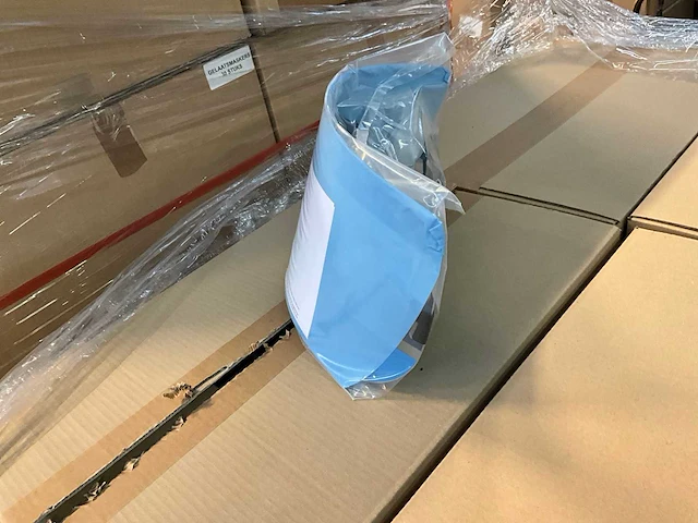Partij allplast gezichtsbeschermings masker - afbeelding 6 van  7