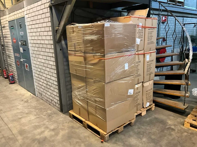 Partij allplast gezichtsbeschermings masker - afbeelding 6 van  6