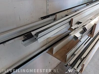 Partij aluminium, keralit en kunststof profielen - afbeelding 3 van  15
