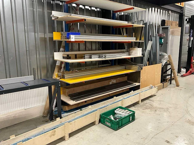 Partij aluminium profiel - afbeelding 1 van  8