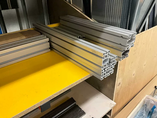 Partij aluminium profiel - afbeelding 3 van  8