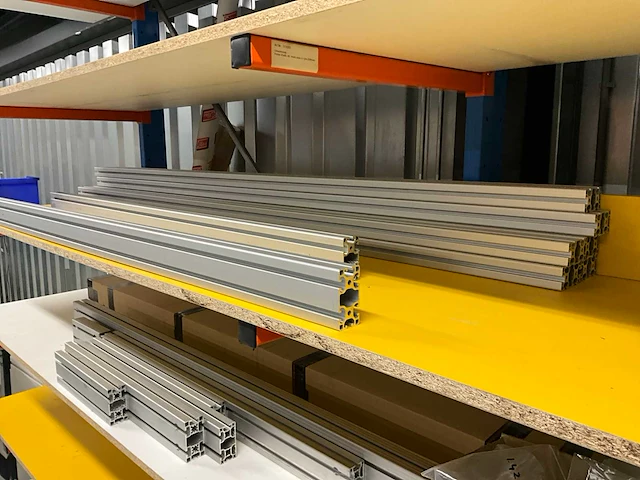Partij aluminium profiel - afbeelding 4 van  8