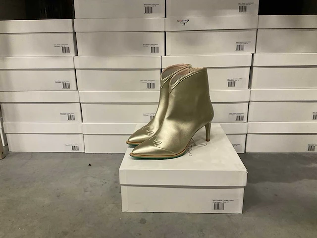 Partij aperfectjane marly stiletto limited edition champagne (23x) - afbeelding 1 van  11