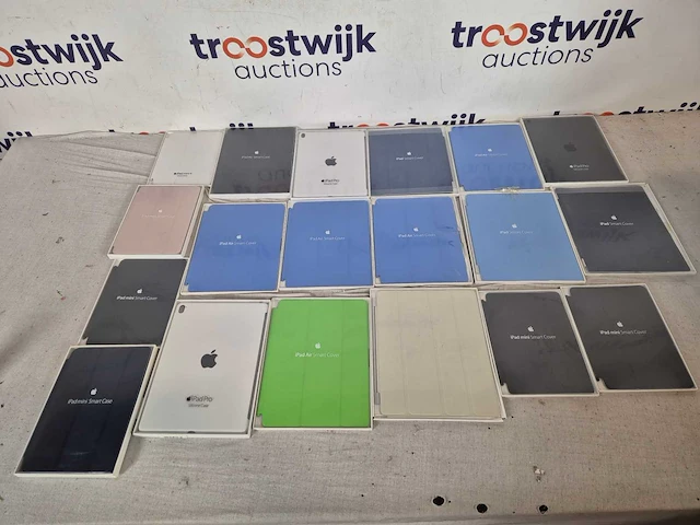Partij apple hoesjes (19x) - afbeelding 1 van  1