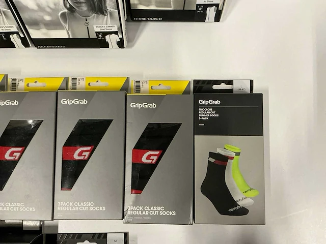 Partij assos/gripgrab fiets shirts/sokken (25x) - afbeelding 11 van  12