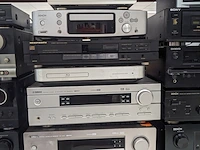 Partij audioapparatuur, o.a. yamaha, denon, harman kardon - afbeelding 2 van  24