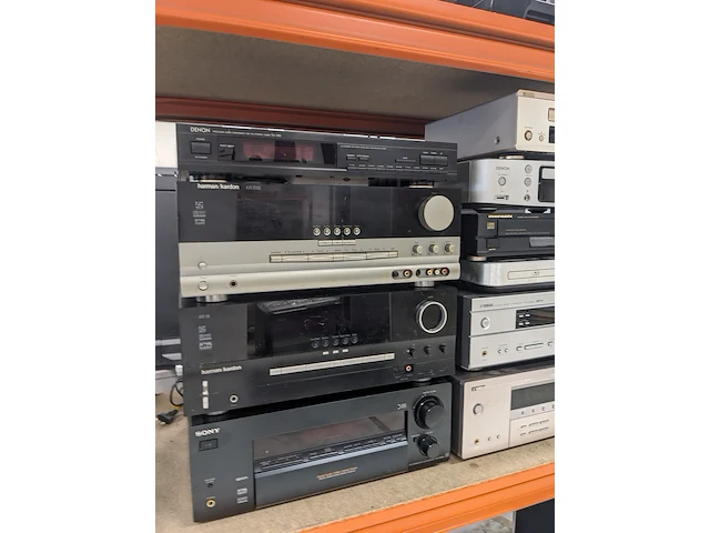 Partij audioapparatuur, o.a. yamaha, denon, harman kardon - afbeelding 6 van  24