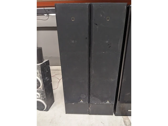 Partij audioapparatuur, o.a. yamaha, denon, harman kardon - afbeelding 16 van  24