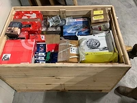 Partij auto onderdelen