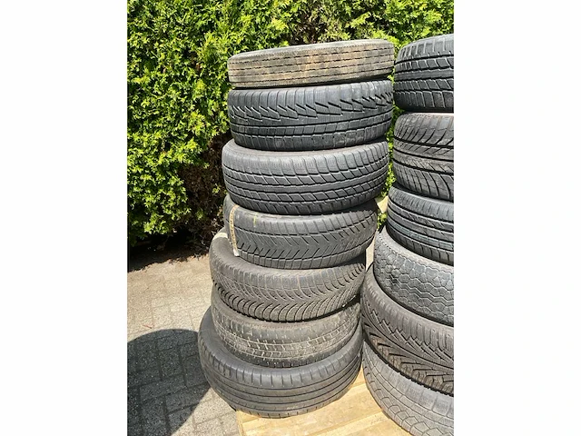 Partij auto/brommer/quad banden/velgen - afbeelding 3 van  13