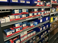 Partij automaterialen (160 verpakkingen) - afbeelding 5 van  9