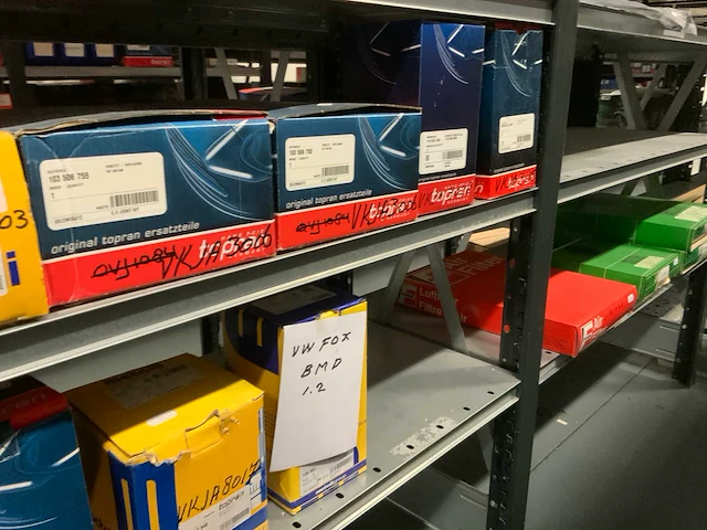 Partij automaterialen (47 verpakkingen) - afbeelding 2 van  10