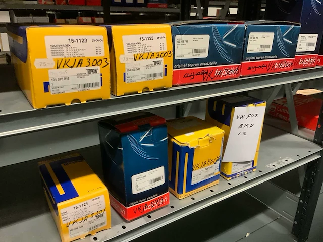 Partij automaterialen (47 verpakkingen) - afbeelding 10 van  10
