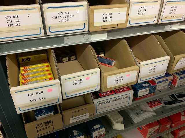 Partij automaterialen - afbeelding 2 van  14