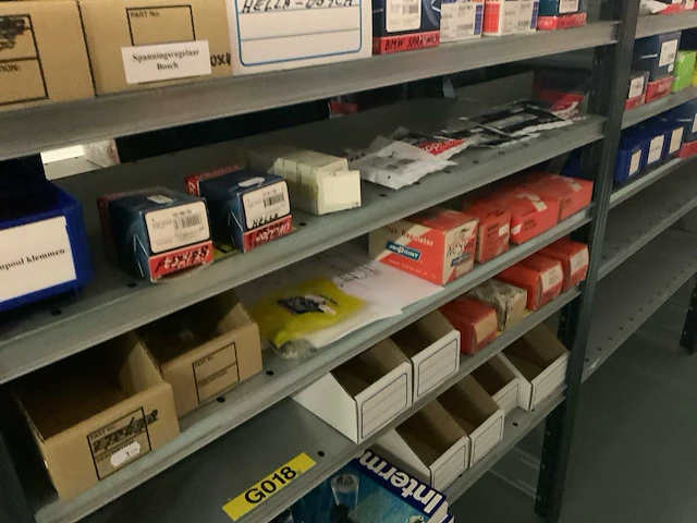 Partij automaterialen - afbeelding 5 van  14