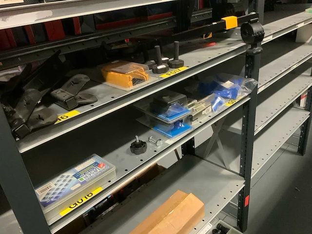 Partij automaterialen - afbeelding 5 van  8