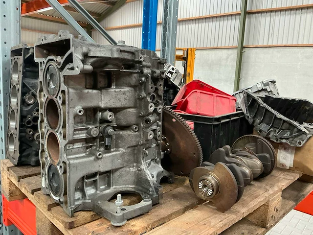 Partij automotoren (40x) - afbeelding 6 van  28