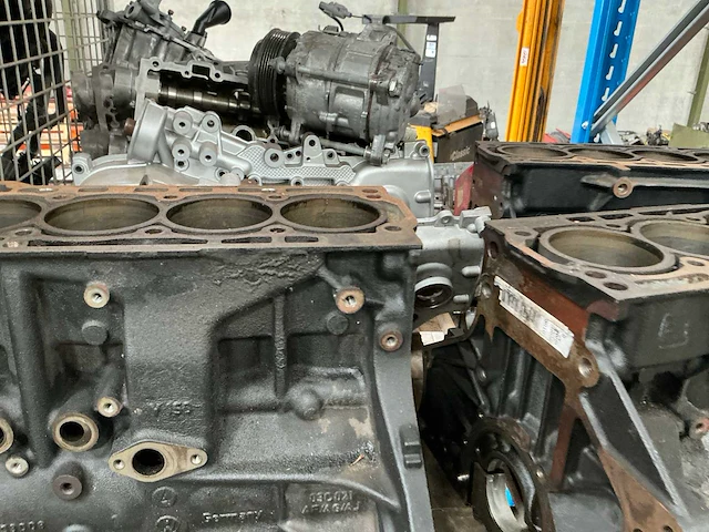 Partij automotoren (40x) - afbeelding 9 van  28