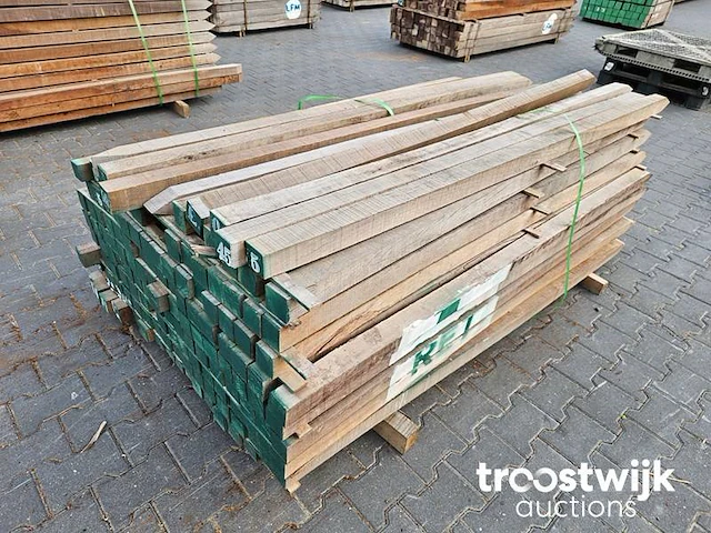 Partij azobe palen 200x6x6cm 135 stuks - afbeelding 3 van  5