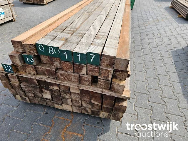 Partij azobe palen 76 stuks 250x8x8cm - afbeelding 5 van  6