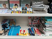 Partij babybenodigdheden - afbeelding 4 van  11