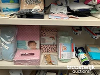 Partij babybenodigdheden - afbeelding 7 van  11