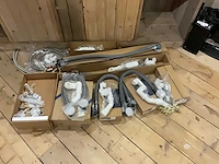 Partij bad onderdelen - afbeelding 1 van  8