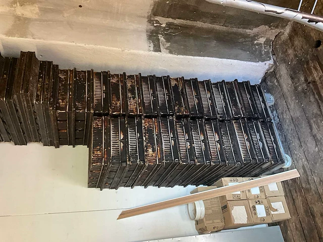 Partij bak blikken brood - afbeelding 1 van  3