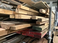 Partij balk materiaal - afbeelding 2 van  5