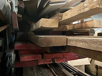 Partij balk materiaal - afbeelding 3 van  5