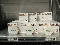 Partij balr 1/2/3 eau de parfum woman 100ml (73x) - afbeelding 4 van  7