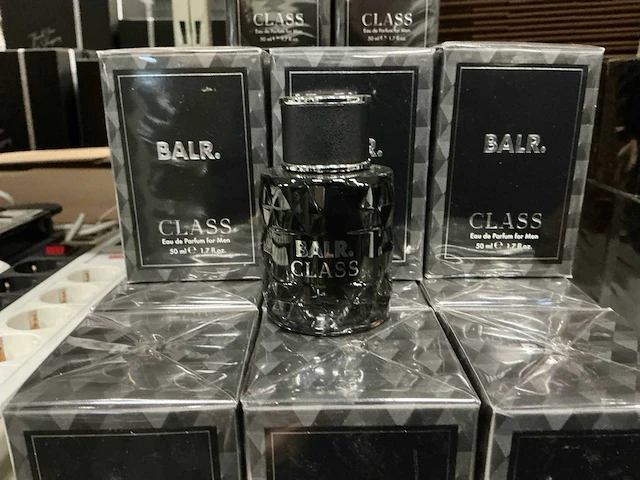 Partij balr class eau de parfum for men 50ml (40x) - afbeelding 2 van  3