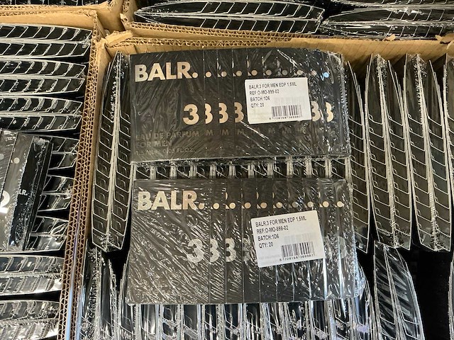 Partij balr.2&3 eau de parfum for men 1,5ml (21120x) - afbeelding 2 van  3