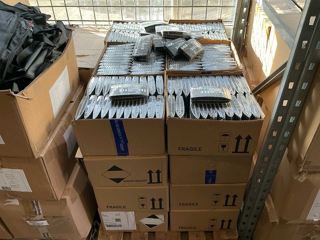 Partij balr.2&3 eau de parfum for men 1,5ml (21120x) - afbeelding 1 van  3