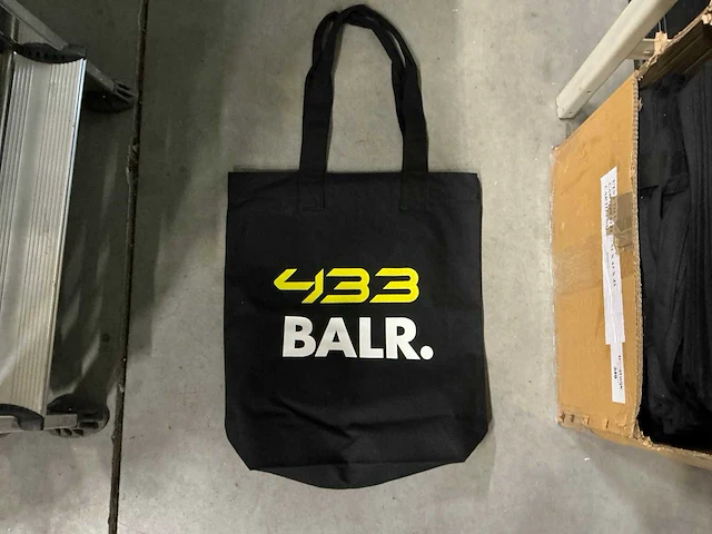 Partij balr/433 tassen - afbeelding 1 van  3