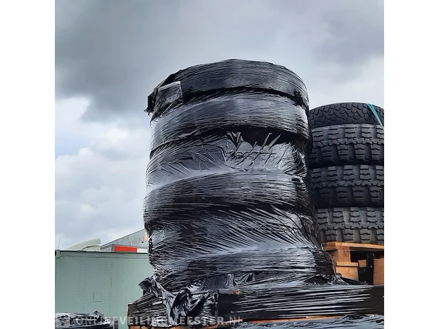 Partij banden michelin - afbeelding 4 van  12