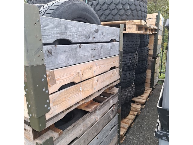 Partij banden, o.a. continental - afbeelding 8 van  10