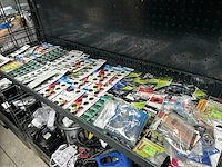 Partij batterijen grundig, philips, camelion, varta, nedis - afbeelding 1 van  8