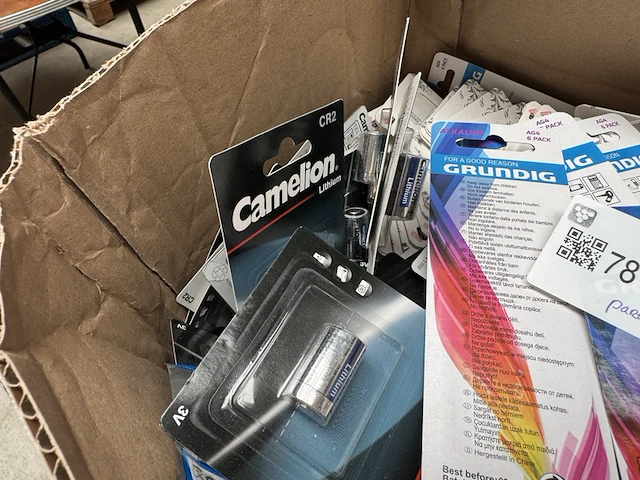 Partij batterijen w.o. camelion, grundig - afbeelding 5 van  6