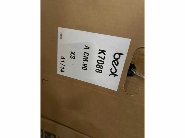 Partij best afzuigkappen en toebehoren (circa 14 pallets) - afbeelding 2 van  10