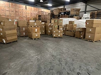 Partij best afzuigkappen en toebehoren (circa 14 pallets) - afbeelding 1 van  10