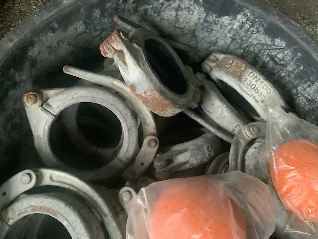 Partij beton slangen (12 stuks) - afbeelding 7 van  7