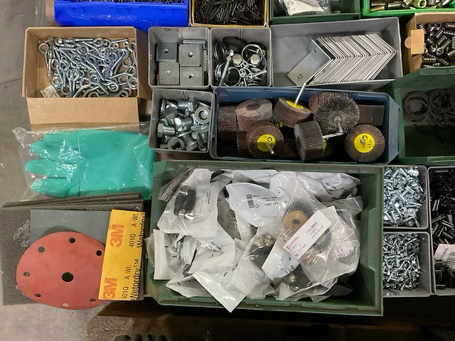 Partij bevestiging- en montagemateriaal - afbeelding 2 van  10