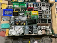 Partij bevestiging- en montagemateriaal - afbeelding 1 van  10
