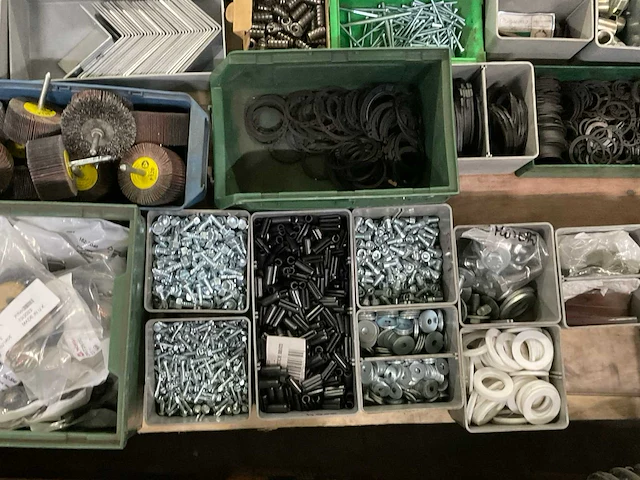 Partij bevestiging- en montagemateriaal - afbeelding 6 van  10