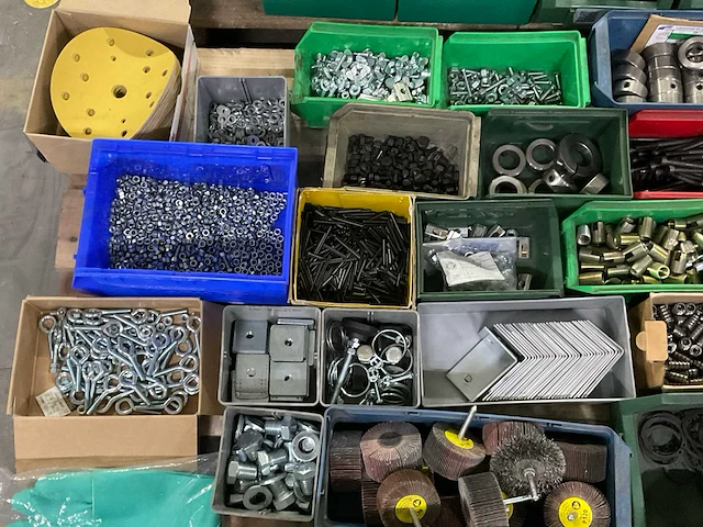 Partij bevestiging- en montagemateriaal - afbeelding 9 van  10