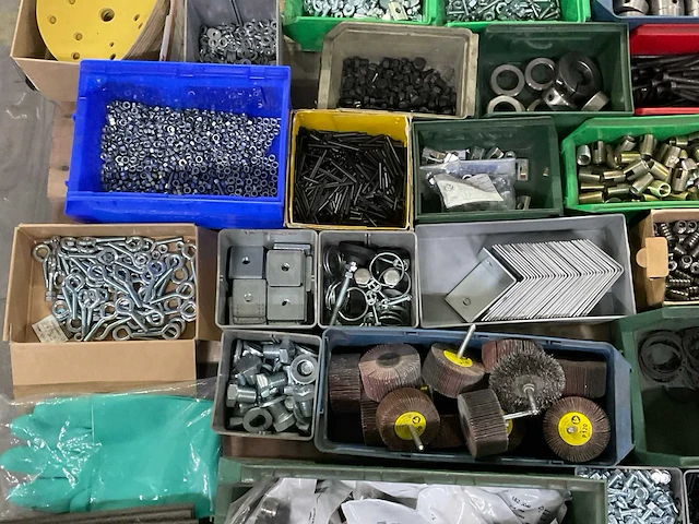 Partij bevestiging- en montagemateriaal - afbeelding 10 van  10