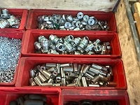 Partij bevestigingmiddelen - afbeelding 3 van  6