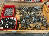 Partij bevestigingmiddelen - afbeelding 1 van  8